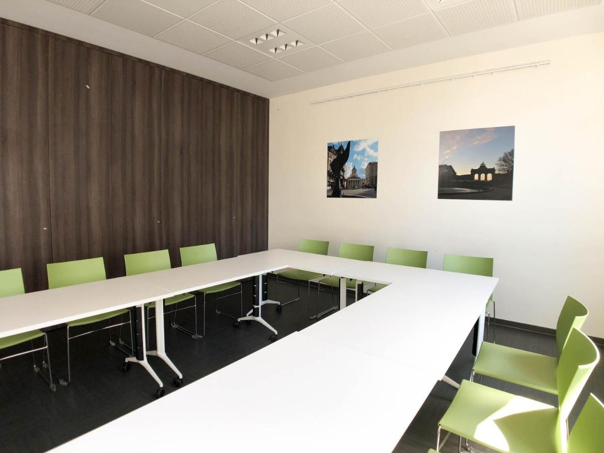 Sint-Jans-Molenbeek Hi Generation Europe Hostel מראה חיצוני תמונה