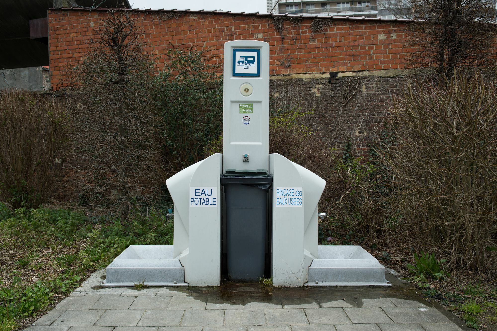 Sint-Jans-Molenbeek Hi Generation Europe Hostel מראה חיצוני תמונה